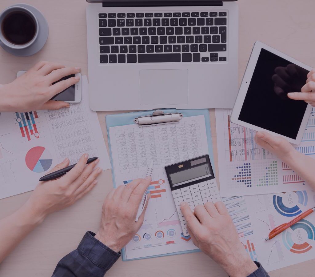 Outsourcing accounting services in the Czech Republic from FINERES: data analysis, tax accounting and financial statement management.
